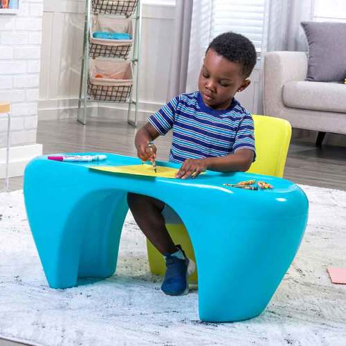 Столик со стульями STEP2 Детский шик (фото, Детский столик со стульчиками для творчества STEP2)